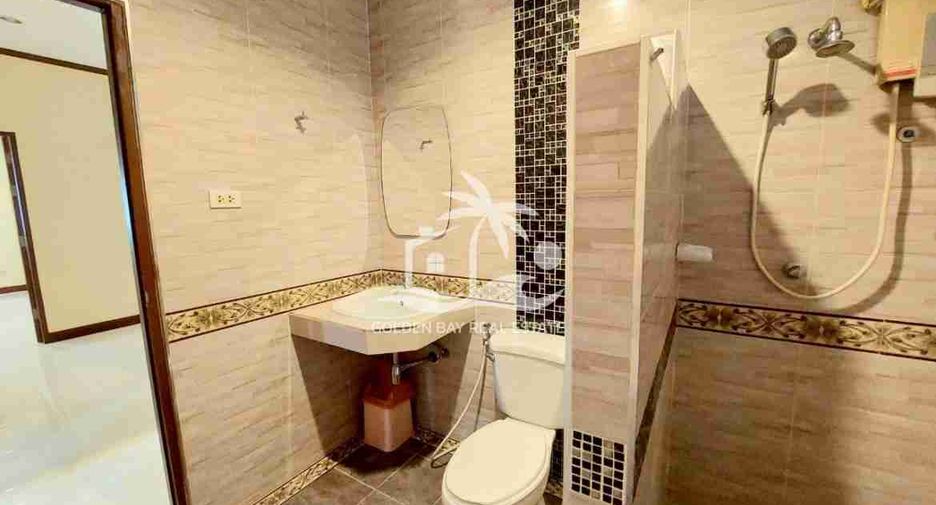 Haus zur Miete mit 3 Zimmer in Bang Lamung, Chonburi