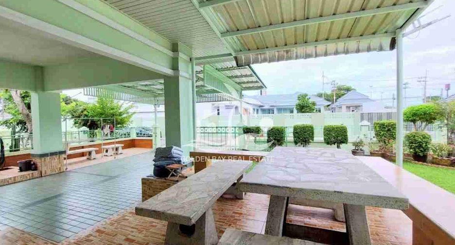 Haus zur Miete mit 3 Zimmer in Bang Lamung, Chonburi