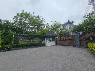 For sale 4 bed house in Bang Na, Bangkok