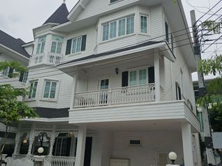 For sale 4 bed house in Bang Na, Bangkok