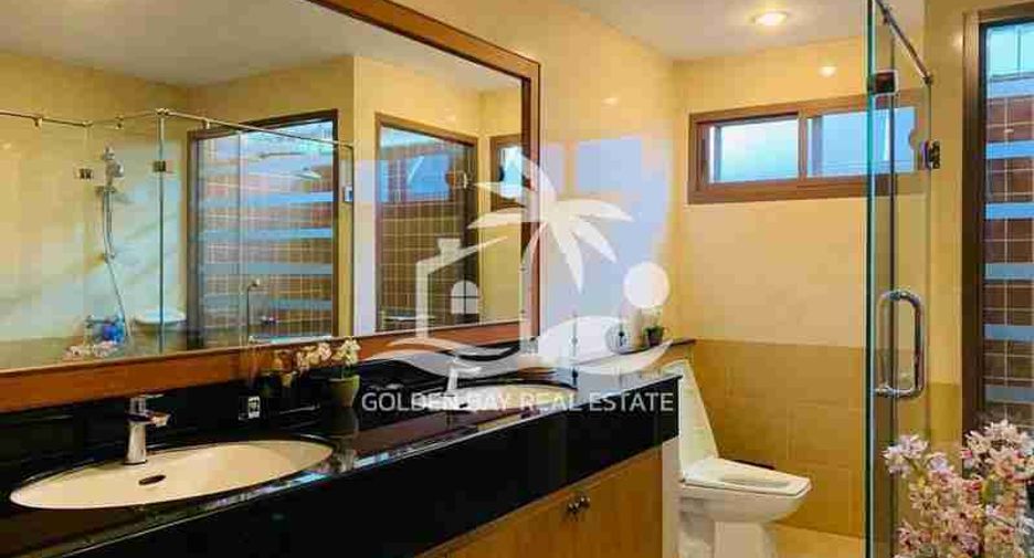Haus zur Miete mit 3 Zimmer in Bang Lamung, Chonburi