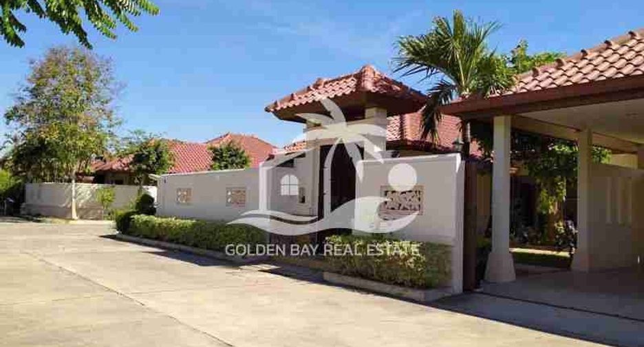 Haus zur Miete mit 3 Zimmer in Bang Lamung, Chonburi