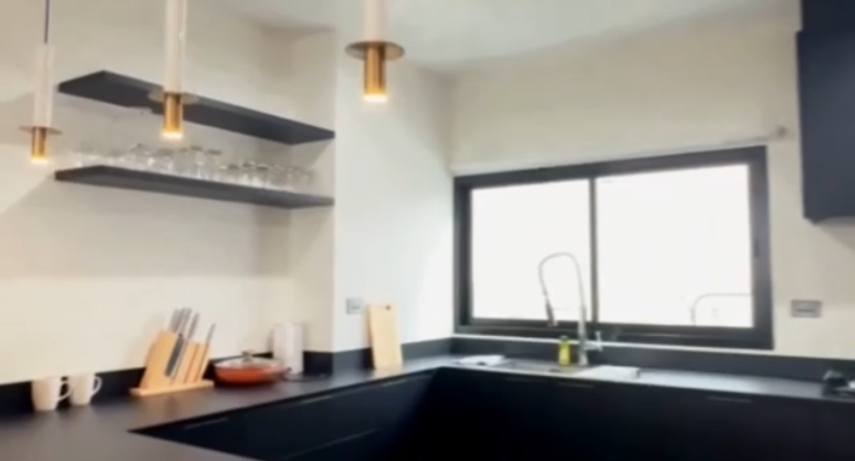 出租 和 出售 12 卧室 独立屋 在 Watthana, 曼谷