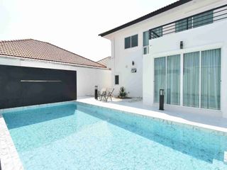 For rent 3 bedrooms villa in Bang Lamung, Chonburi