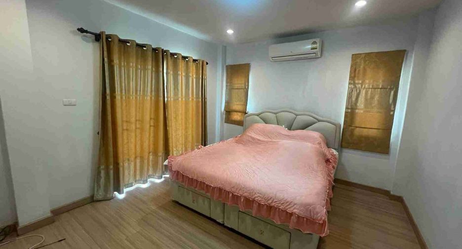 Casa en venta y en alquiler de 3 habitaciones en East Pattaya, Pattaya