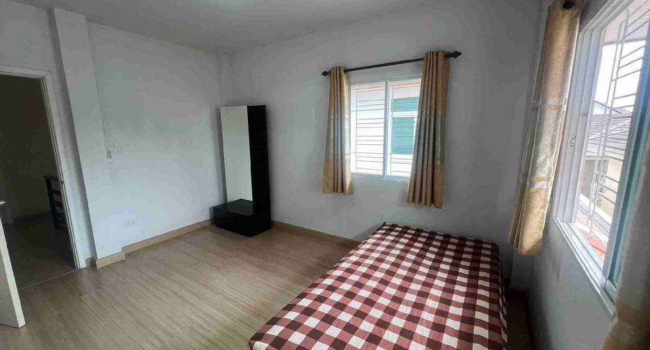 Casa en venta y en alquiler de 3 habitaciones en East Pattaya, Pattaya