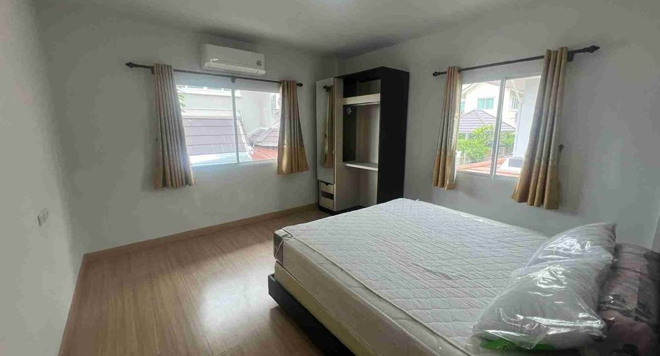 Casa en venta y en alquiler de 3 habitaciones en East Pattaya, Pattaya