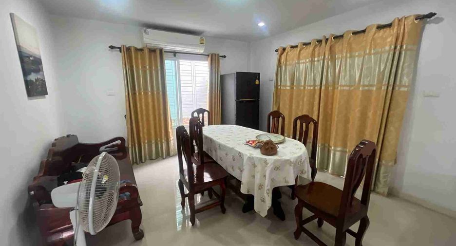 Casa en venta y en alquiler de 3 habitaciones en East Pattaya, Pattaya
