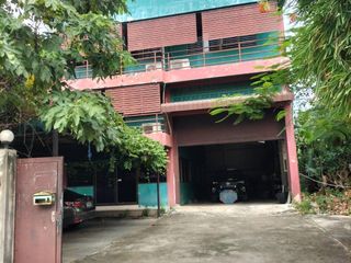 For sale 2 bed warehouse in Mueang Samut Sakhon, Samut Sakhon