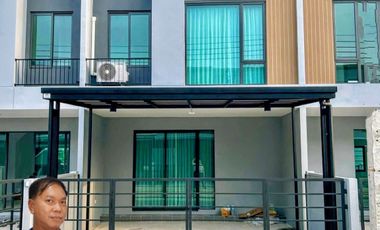 For rent 3 bed townhouse in Bang Phli, Samut Prakan