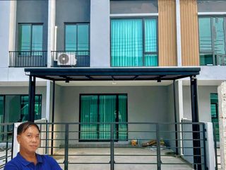 For rent 3 bed townhouse in Bang Phli, Samut Prakan