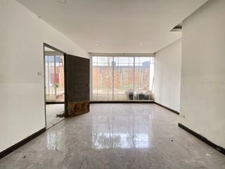 For rent 3 bedrooms retail Space in Mueang Chiang Mai, Chiang Mai