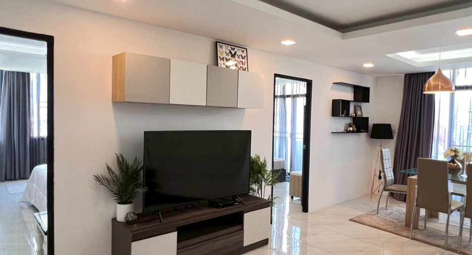 For sale 2 bedrooms condo in Mueang Chiang Mai, Chiang Mai