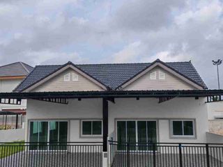 For sale 3 bed townhouse in Mueang Rayong, Rayong