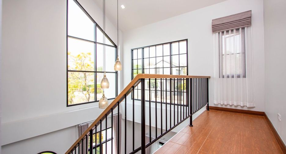 For sale 4 bedrooms house in Hang Dong, Chiang Mai