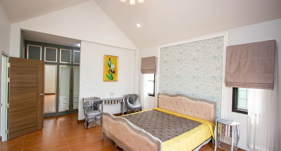 For sale 4 bedrooms house in Hang Dong, Chiang Mai