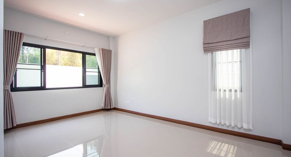 For sale 4 bedrooms house in Hang Dong, Chiang Mai