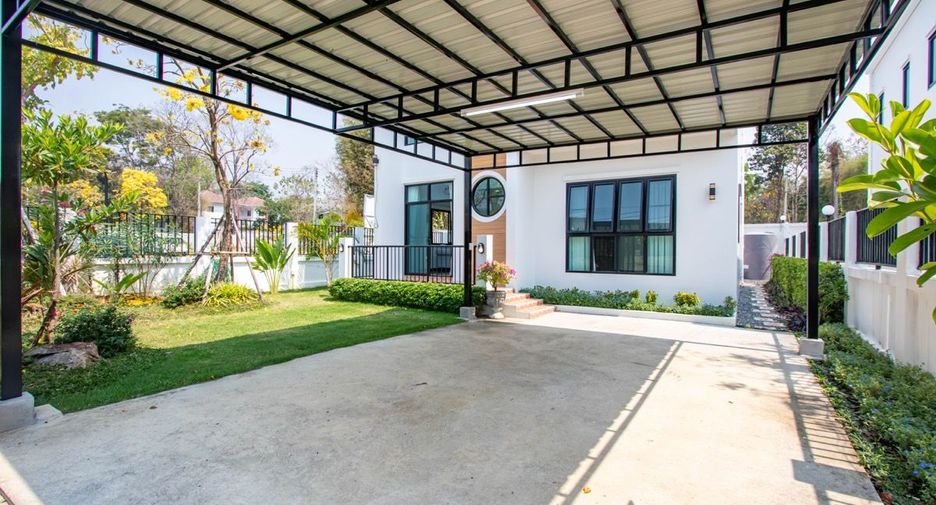 For sale 4 bedrooms house in Hang Dong, Chiang Mai