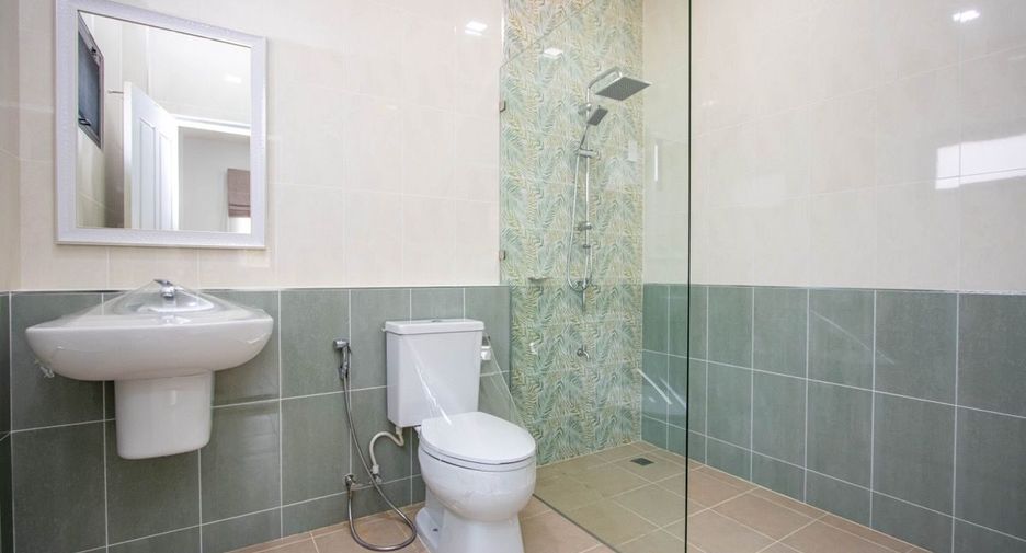 For sale 4 bedrooms house in Hang Dong, Chiang Mai
