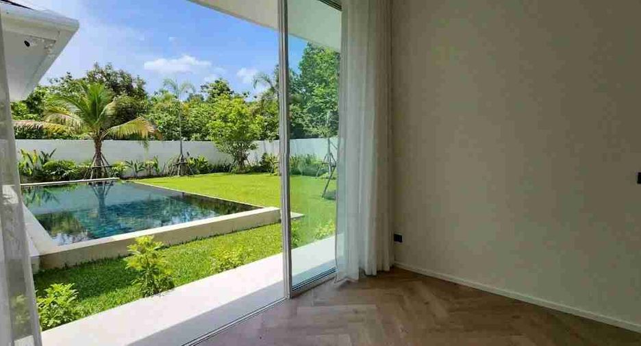 For sale 5 bedrooms villa in Hang Dong, Chiang Mai