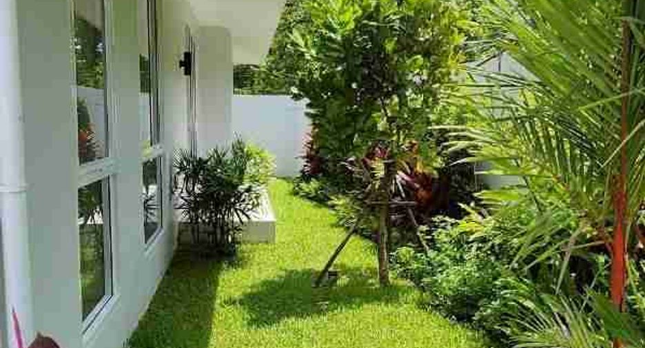 For sale 5 bedrooms villa in Hang Dong, Chiang Mai