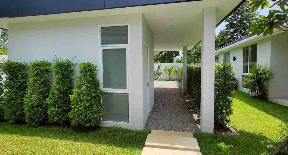 For sale 5 bedrooms villa in Hang Dong, Chiang Mai