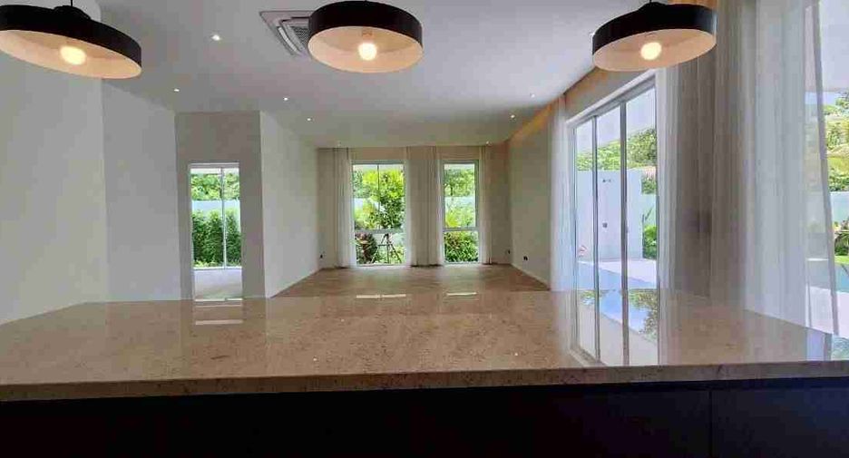 For sale 5 bedrooms villa in Hang Dong, Chiang Mai