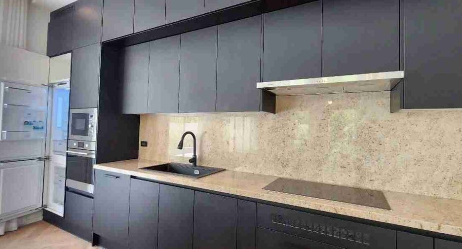 For sale 5 bedrooms villa in Hang Dong, Chiang Mai