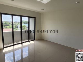 For rent 4 bedrooms retail Space in Khlong Sam Wa, Bangkok