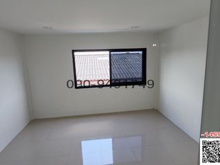 For rent 4 bedrooms retail Space in Khlong Sam Wa, Bangkok