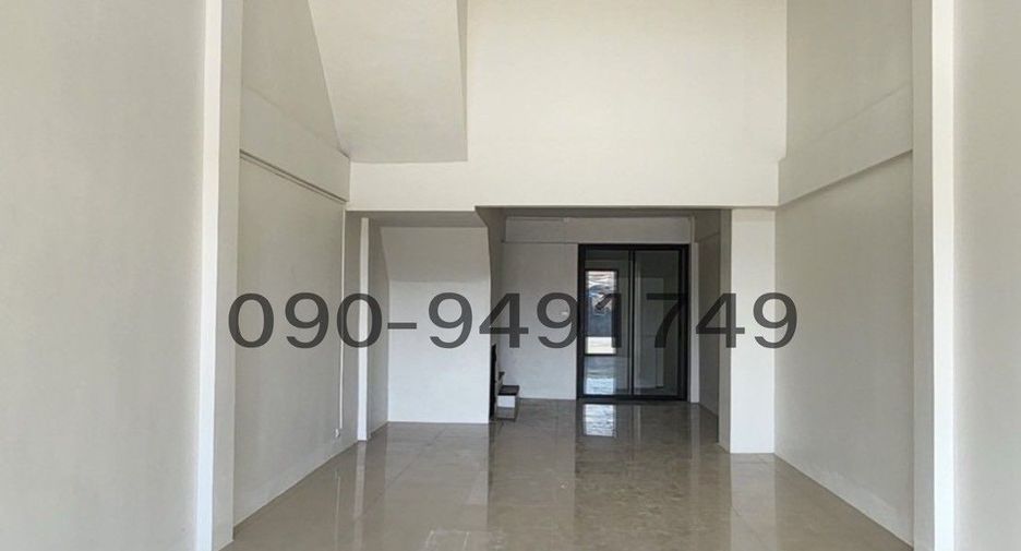 For rent 4 bedrooms retail Space in Khlong Sam Wa, Bangkok