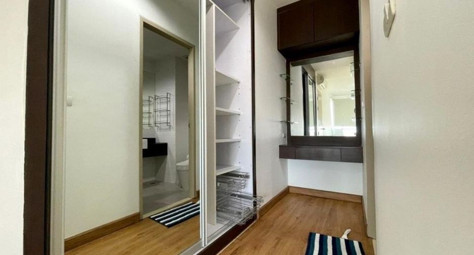 For sale 1 bed condo in Phaya Thai, Bangkok