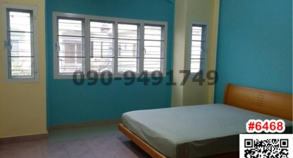 For rent 2 bedrooms house in Bang Khae, Bangkok