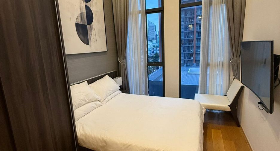 For rent 3 bedrooms condo in Watthana, Bangkok