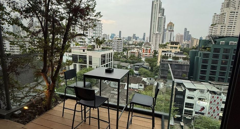 For rent 3 bedrooms condo in Watthana, Bangkok