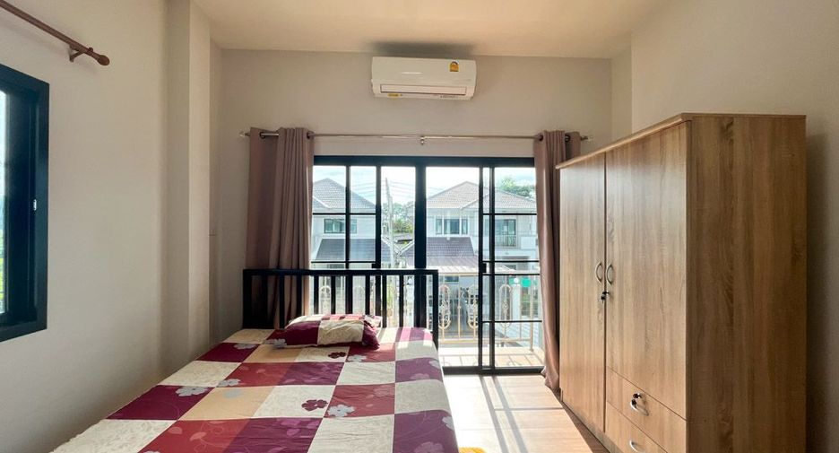 For rent 3 bedrooms house in Mueang Chiang Mai, Chiang Mai