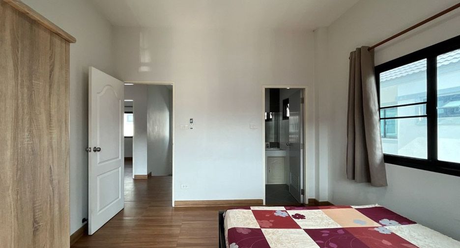 For rent 3 bedrooms house in Mueang Chiang Mai, Chiang Mai