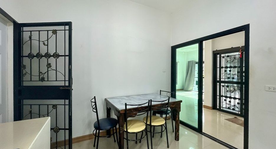 For rent 3 bedrooms house in Mueang Chiang Mai, Chiang Mai