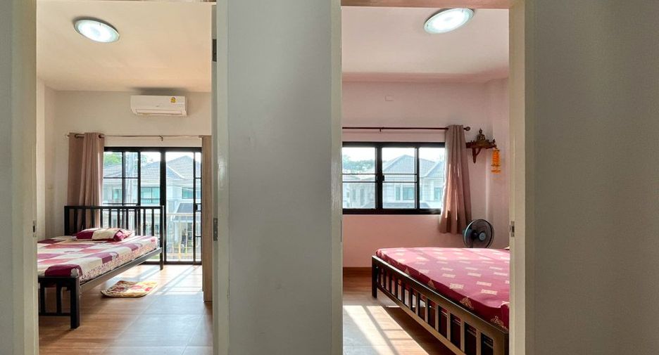 For rent 3 bedrooms house in Mueang Chiang Mai, Chiang Mai