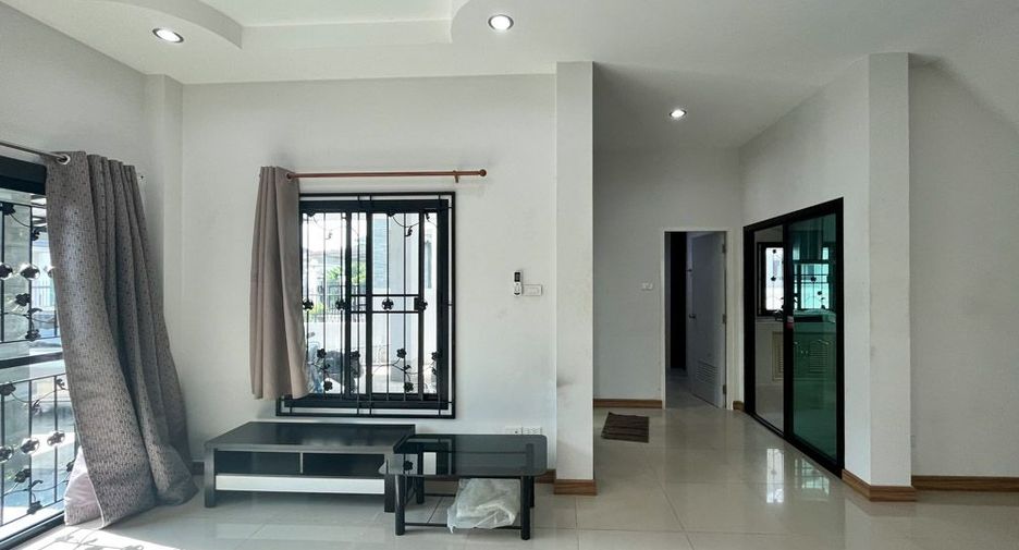 For rent 3 bedrooms house in Mueang Chiang Mai, Chiang Mai