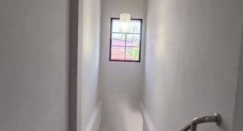 For sale 2 ベッドルーム townhouse in San Sai, Chiang Mai