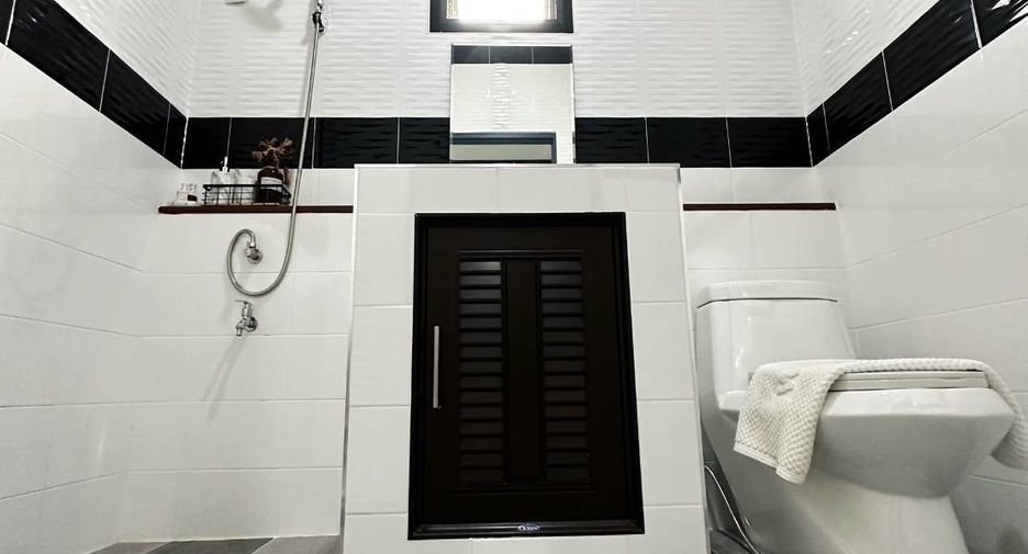 For sale 2 ベッドルーム townhouse in San Sai, Chiang Mai