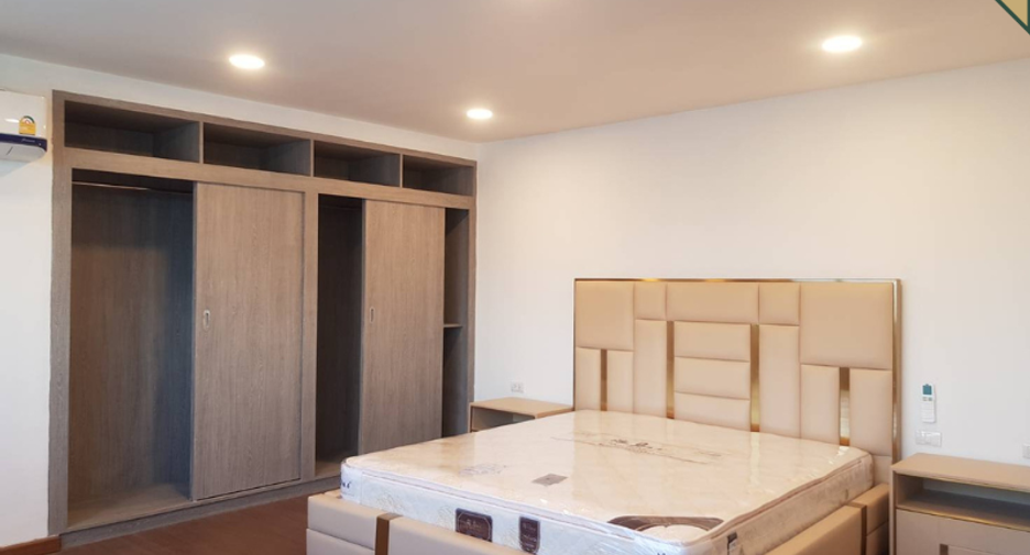 Wohnung zum Kauf mit 3 Zimmer in Khlong Toei, Bangkok