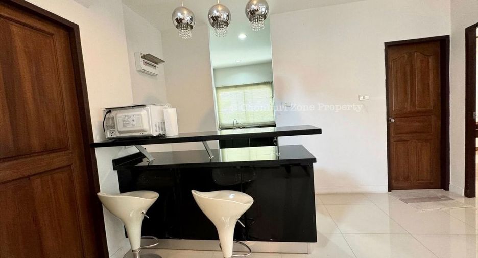 For rent 3 bedrooms house in Si Racha, Chonburi