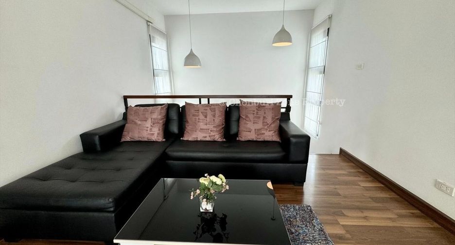 For rent 3 bedrooms house in Si Racha, Chonburi