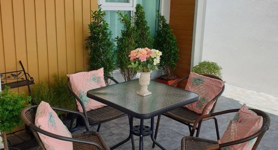 For rent 2 bedrooms house in Si Racha, Chonburi