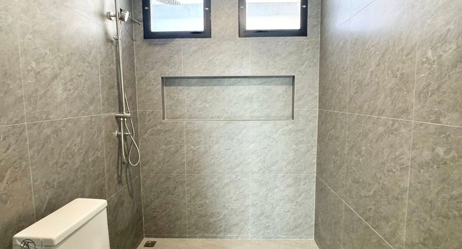 For rent and for sale studio house in Si Racha, Chonburi