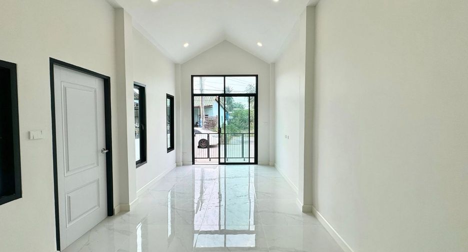 For rent and for sale studio house in Si Racha, Chonburi