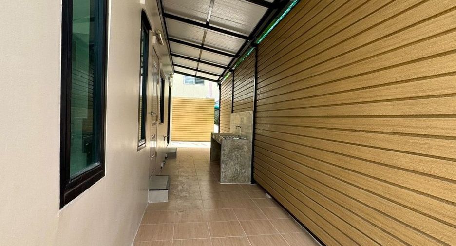 For rent and for sale studio house in Si Racha, Chonburi