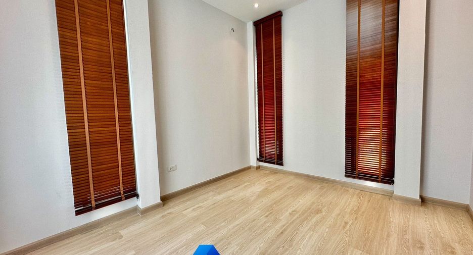 For sale 3 ベッドルーム villa in Hua Hin, Prachuap Khiri Khan